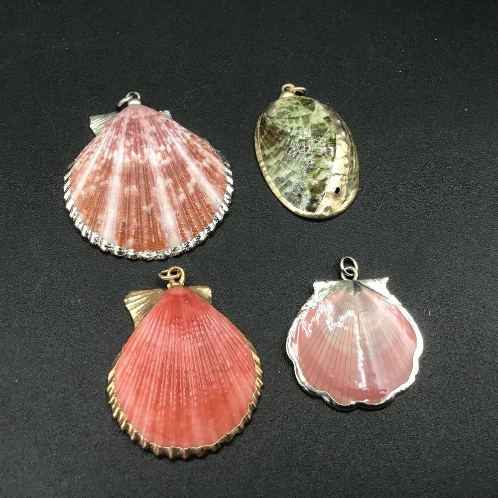 Choice of 2 Seashell Pendant with Electroplated Silver or Gold Edges.